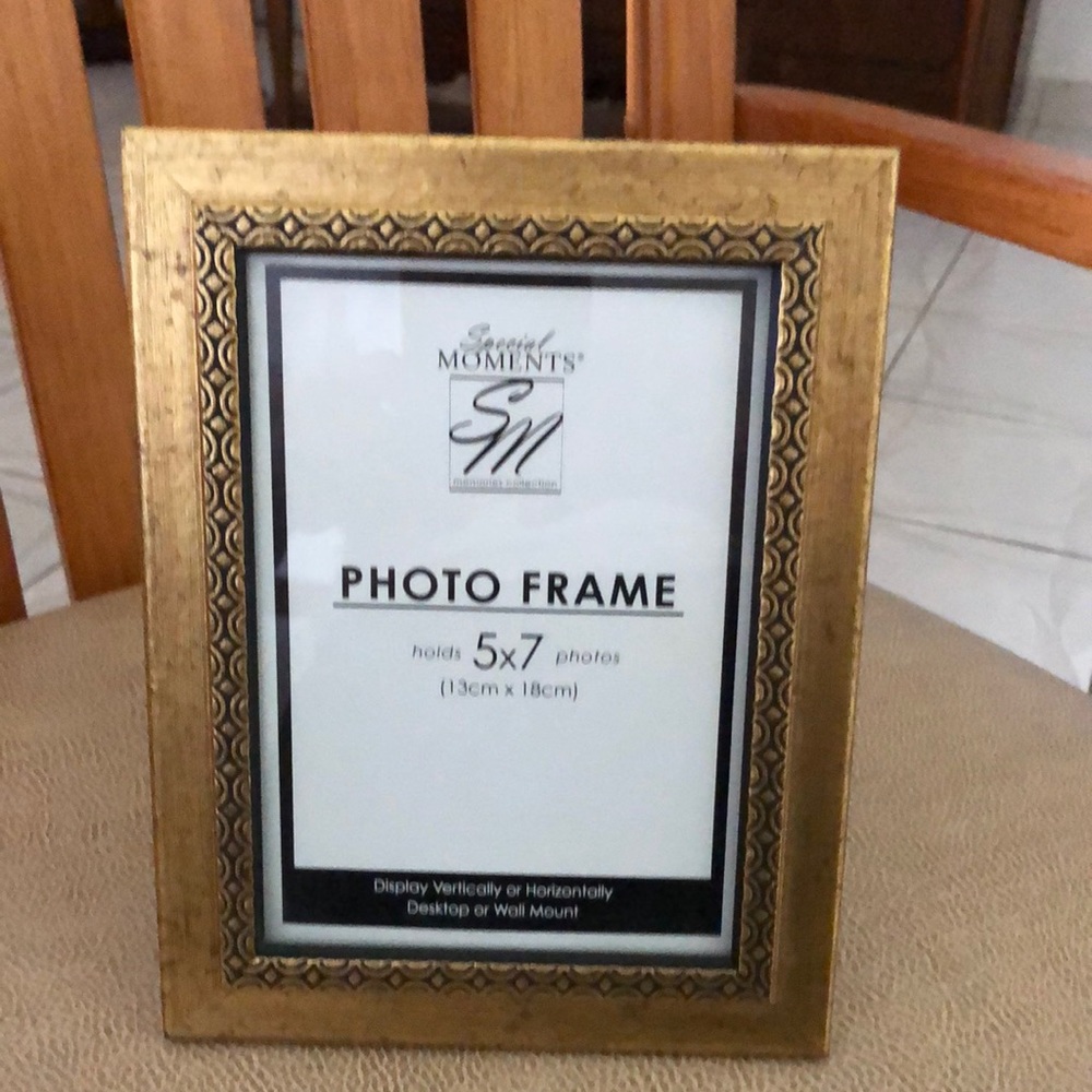 Photo frame